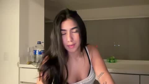 Hi -  online show from 02-03-26, 06:22