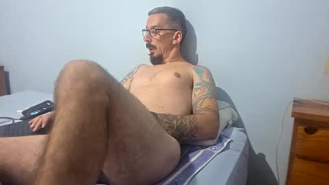 Snapshot of latinheat95 chatting on 02-23-26, 10:07 latinheat95 online show from 02-23-26, 10:07