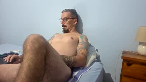 Snapshot of latinheat95 chatting on 02-28-26, 04:52 latinheat95 online show from 02-28-26, 04:52