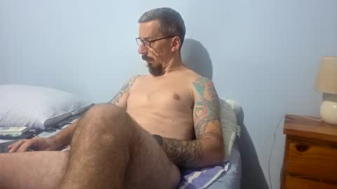 Snapshot of latinheat95 chatting on 03-02-26, 09:43 latinheat95 online show from 03-02-26, 09:43