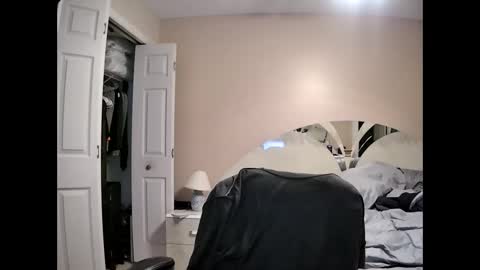 Snapshot of latinoinfla chatting on 12-08-24, 04:35 latinoinfla online show from 12-08-24, 04:35