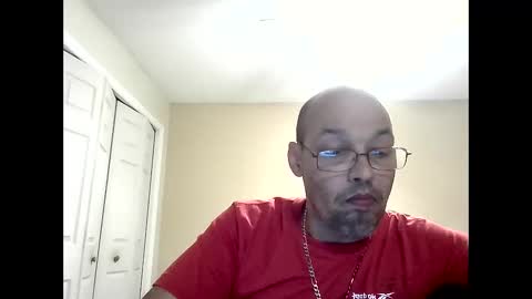 Snapshot of latinoinfla chatting on 12-22-24, 01:34 latinoinfla online show from 12-22-24, 01:34
