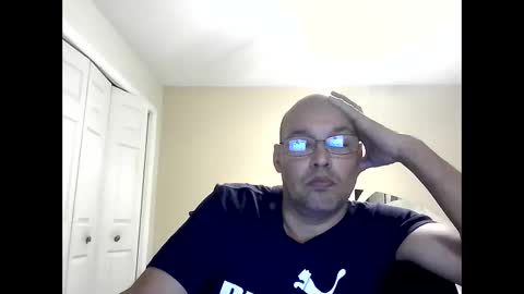 Snapshot of latinoinfla chatting on 12-26-24, 12:46 latinoinfla online show from 12-26-24, 12:46