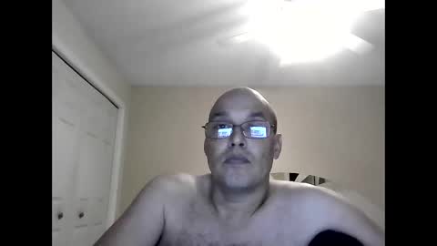 Snapshot of latinoinfla chatting on 01-02-25, 01:17 latinoinfla online show from 01-02-25, 01:17