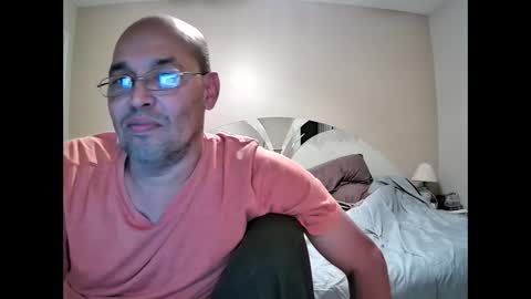 Snapshot of latinoinfla chatting on 01-18-25, 06:03 latinoinfla online show from 01-18-25, 06:03