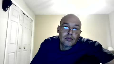 Snapshot of latinoinfla chatting on 09-27-25, 07:30 latinoinfla online show from 09-27-25, 07:30