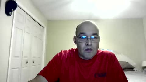 Snapshot of latinoinfla chatting on 10-12-25, 08:19 latinoinfla online show from 10-12-25, 08:19