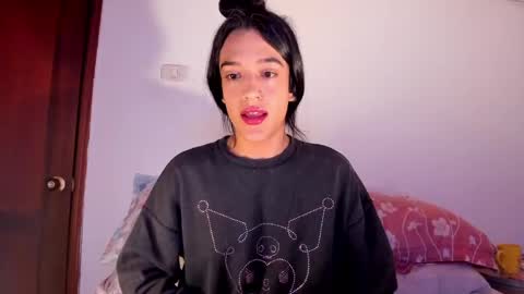 latinsecretfantasy online show from 04-15-26, 01:07