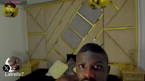 LEANDRO online show from 11-15-25, 01:47