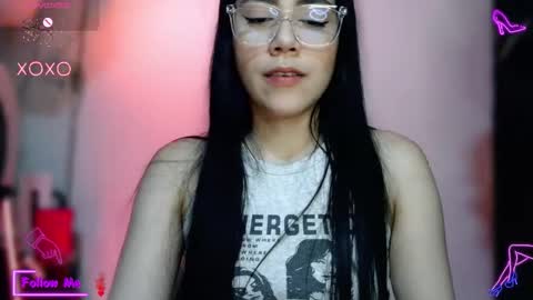 Snapshot of laujgray chatting on 10-14-25, 03:29 laujgray online show from 10-14-25, 03:29