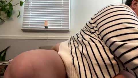 LauLauMa online show from 01-10-25, 07:32