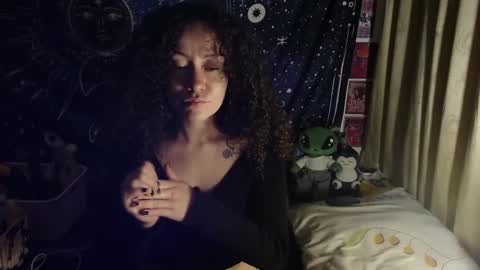  Wen  online show from 02-05-25, 02:19