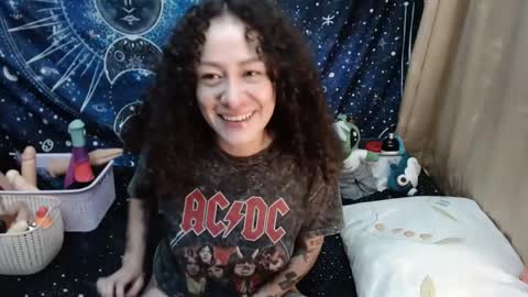  Wen  online show from 02-17-25, 11:20