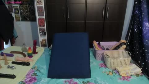  Wen  online show from 03-10-26, 02:22