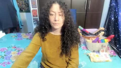  Wen  online show from 03-12-26, 01:50