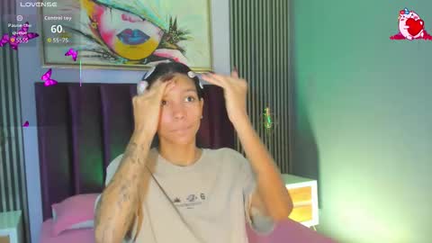 Laura online show from 10-24-25, 12:45