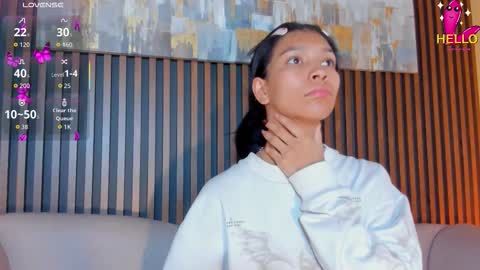 Laura online show from 11-15-25, 12:34