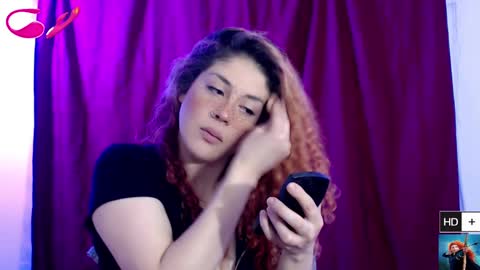 weedcam Curly Laura OF    online show from 01-31-25, 08:22