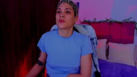 Laura Rose online show from 10-20-25, 06:52