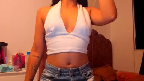 LAURA SOE online show from 10-11-25, 12:54