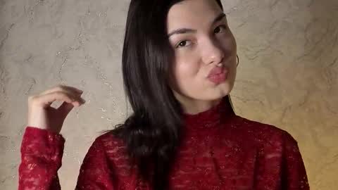 Laura online show from 12-15-25, 11:25