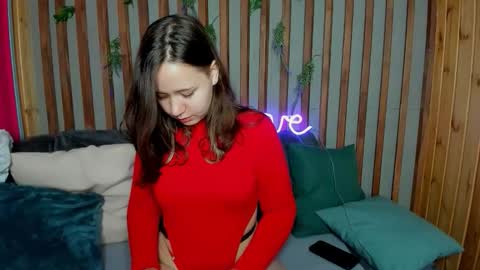 Laura online show from 09-18-25, 01:18