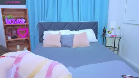 Laura online show from 10-07-25, 07:05