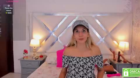 Laura online show from 02-17-25, 04:20