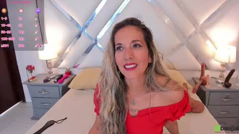 Laura online show from 03-10-25, 02:16