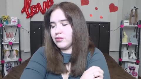 LauraHlot online show from 02-23-25, 03:35