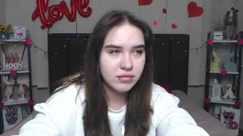 LauraHlot online show from 03-07-25, 01:53