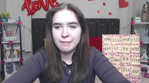 LauraHlot online show from 03-12-25, 01:30