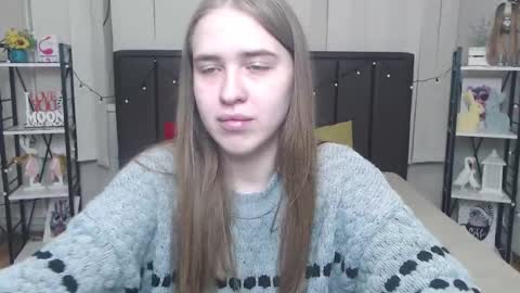 LauraHlot online show from 09-21-25, 05:53