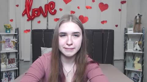 LauraHlot online show from 03-08-26, 02:04