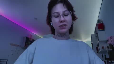 Lora online show from 02-22-26, 11:20