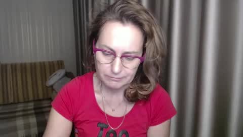 Lauraoven1 online show from 01-12-25, 03:03