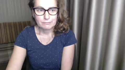 Lauraoven1 online show from 01-17-25, 04:36