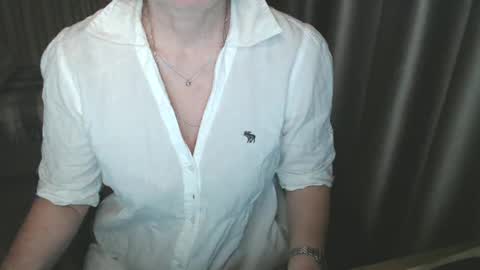 Lauraoven1 online show from 03-04-25, 03:59