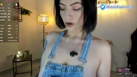 Snapshot of laurasophya chatting on 07-05-26, 09:33 Laura online show from 07-05-26, 09:33