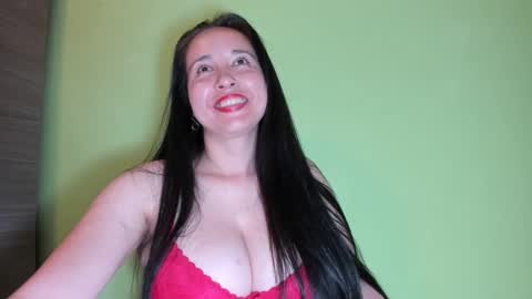 Snapshot of laureen777 chatting on 03-11-25, 11:26 laureen777 online show from 03-11-25, 11:26