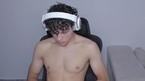 Laureent online show from 09-28-25, 06:57