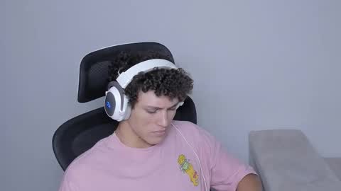 Laureent online show from 10-04-25, 07:06