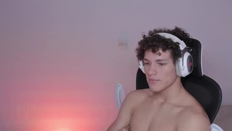 Laureent online show from 10-17-25, 08:39