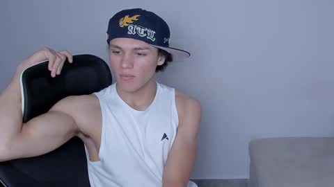 Laureent online show from 12-03-25, 08:40