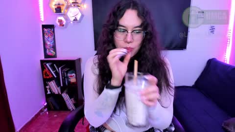  Im Lauren  independent model   online show from 01-28-25, 05:00