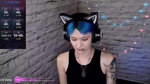 Eva online show from 10-25-25, 06:57