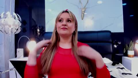 Snapshot of lauren_spitz chatting on 10-21-25, 11:33 LaurenSpitz online show from 10-21-25, 11:33