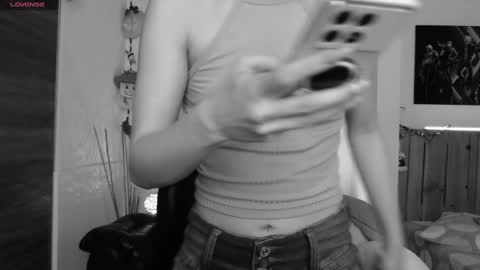 Lauren online show from 01-01-25, 12:21