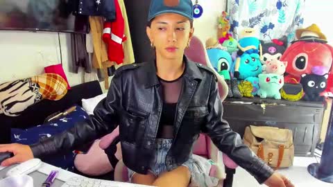 SF online show from 02-24-25, 06:47