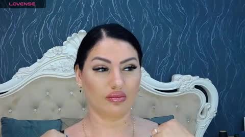 Laura online show from 01-14-25, 08:31